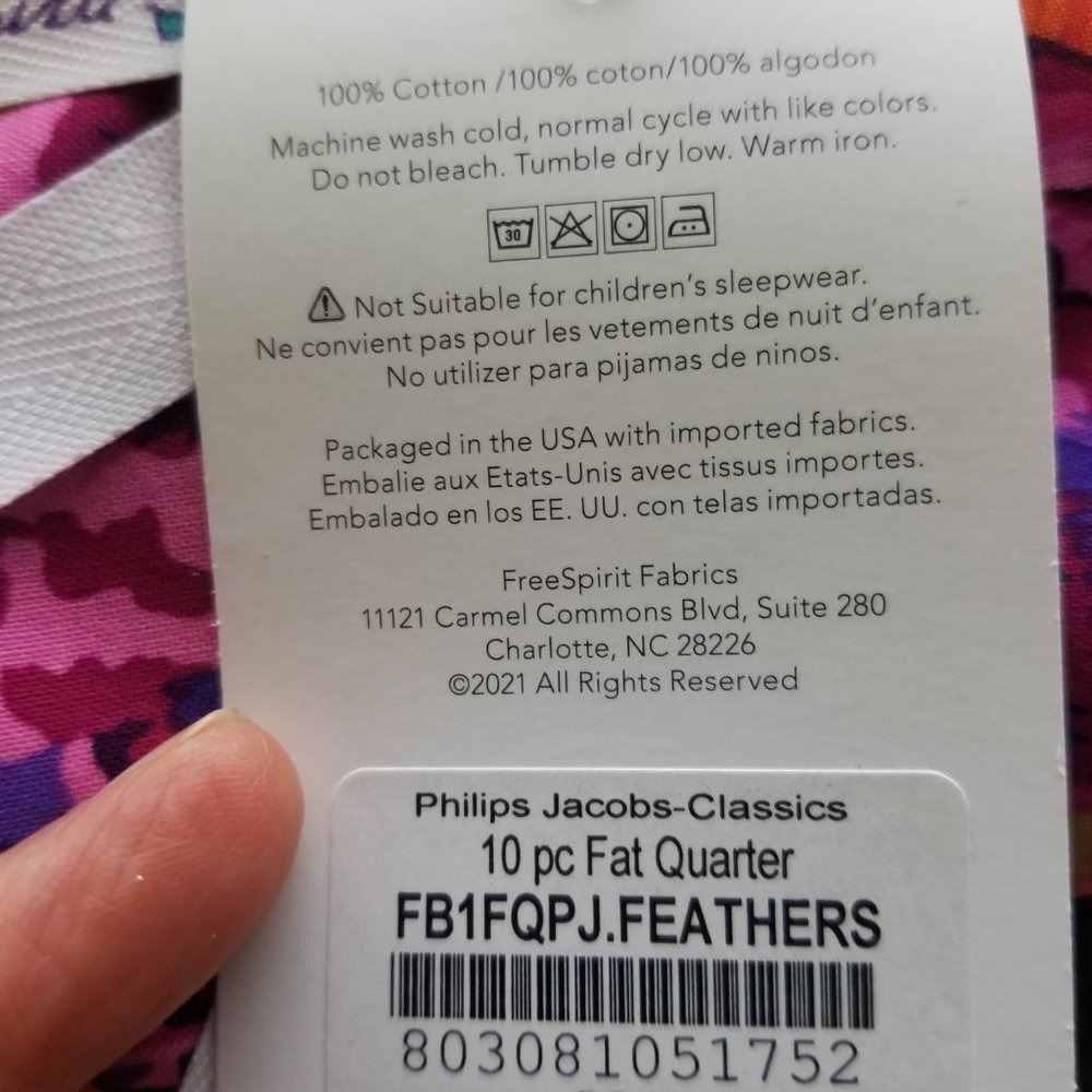 Kaffe Fasset Collective. Feathers by Philip Jacobs for Free Spirit Fabrics. 10FQ - Picture 14 of 14